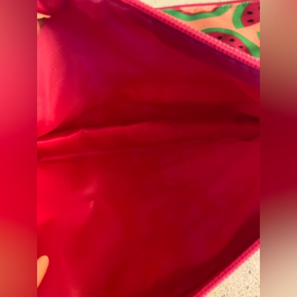 3 Women’s Clinique make up pouches - Picture 7 of 7